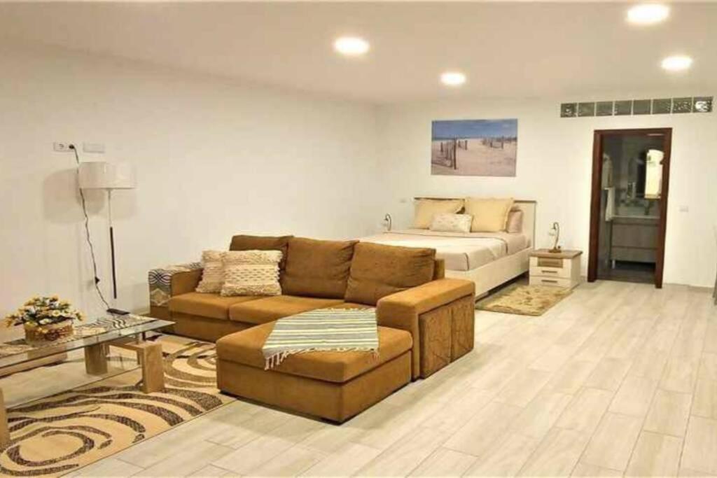 Arcos Grands Suites With Enormous And Private Pool. อาร์โกดากาเลียตา ภายนอก รูปภาพ
